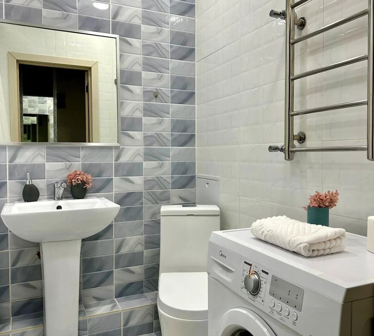 Apartment Студия Моно С Видом На Коктобе Almaty
